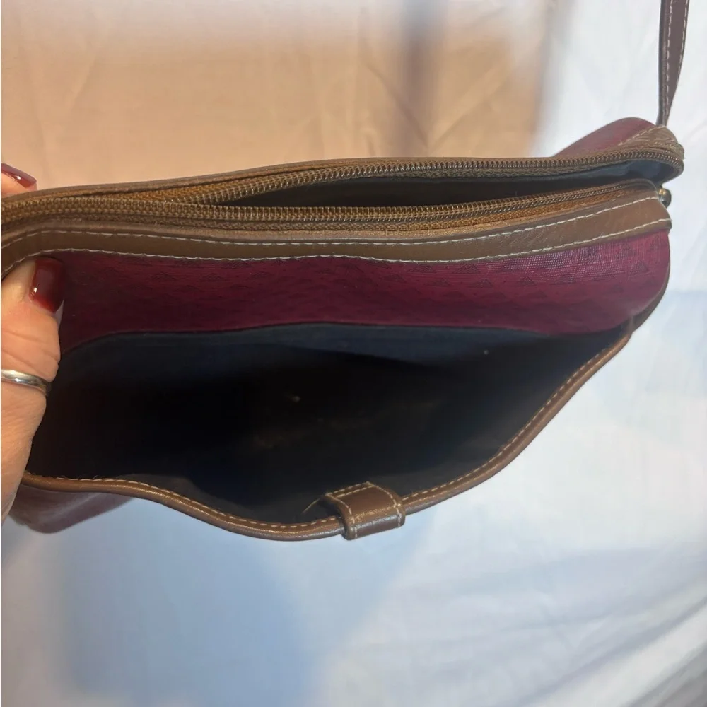 Vintage 1984 Liz Claiborne Burgundy and Brown purse great condition